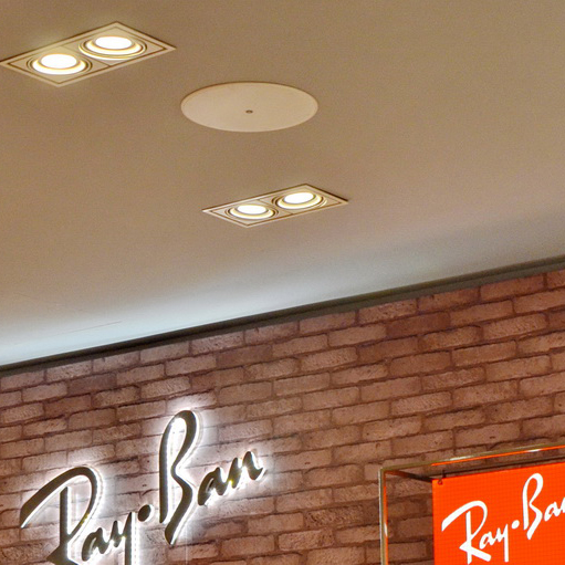 Ray?Ban 宏伊国际广场店——CA88 CIS 商用安装系统的经典应用